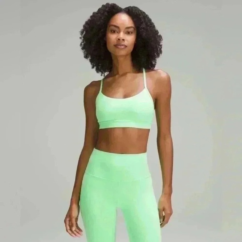 LuluFlow Y  Bra Nulu size 8